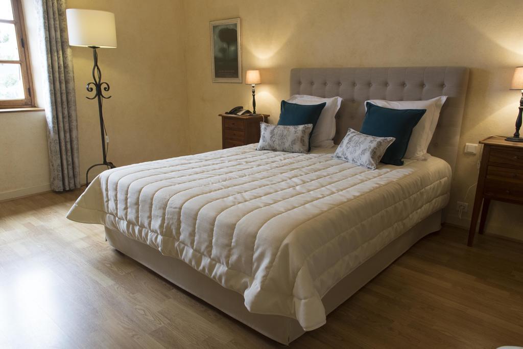 Logis Hotel Les Hospitaliers Le Poët-Laval Buitenkant foto