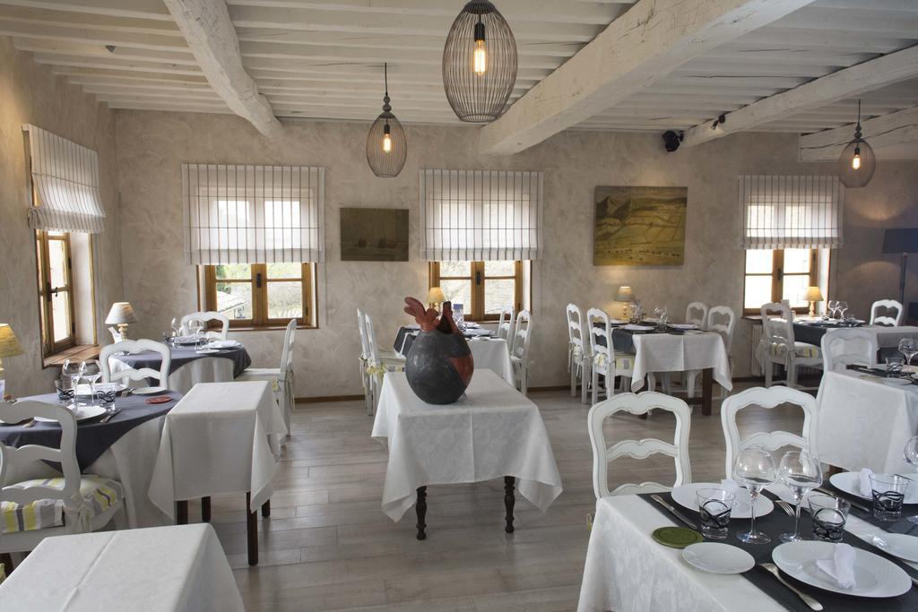 Logis Hotel Les Hospitaliers Le Poët-Laval Buitenkant foto