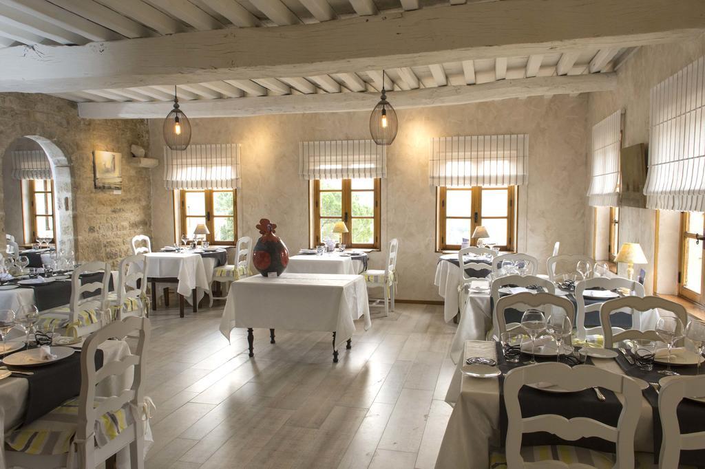 Logis Hotel Les Hospitaliers Le Poët-Laval Buitenkant foto