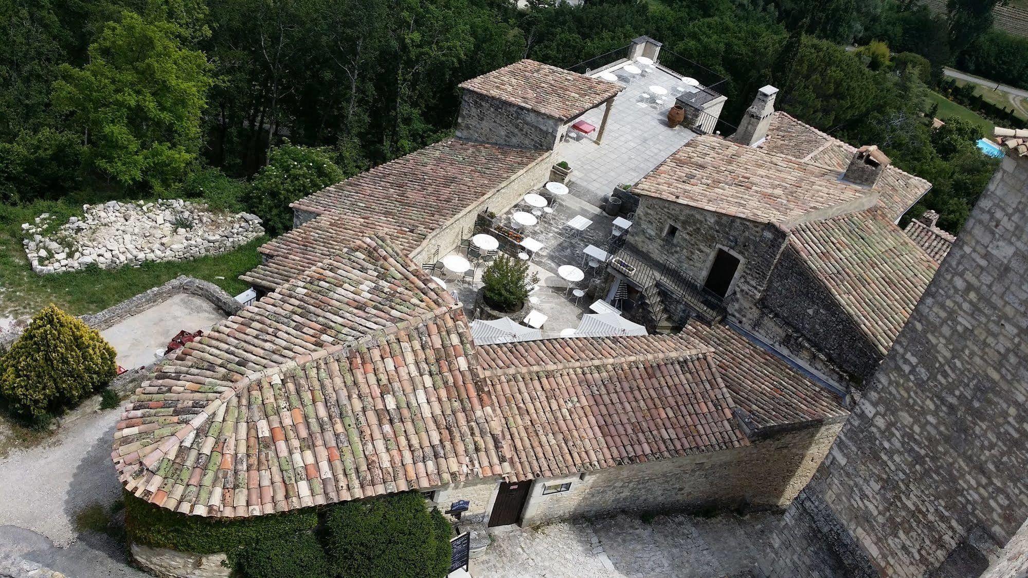 Logis Hotel Les Hospitaliers Le Poët-Laval Buitenkant foto
