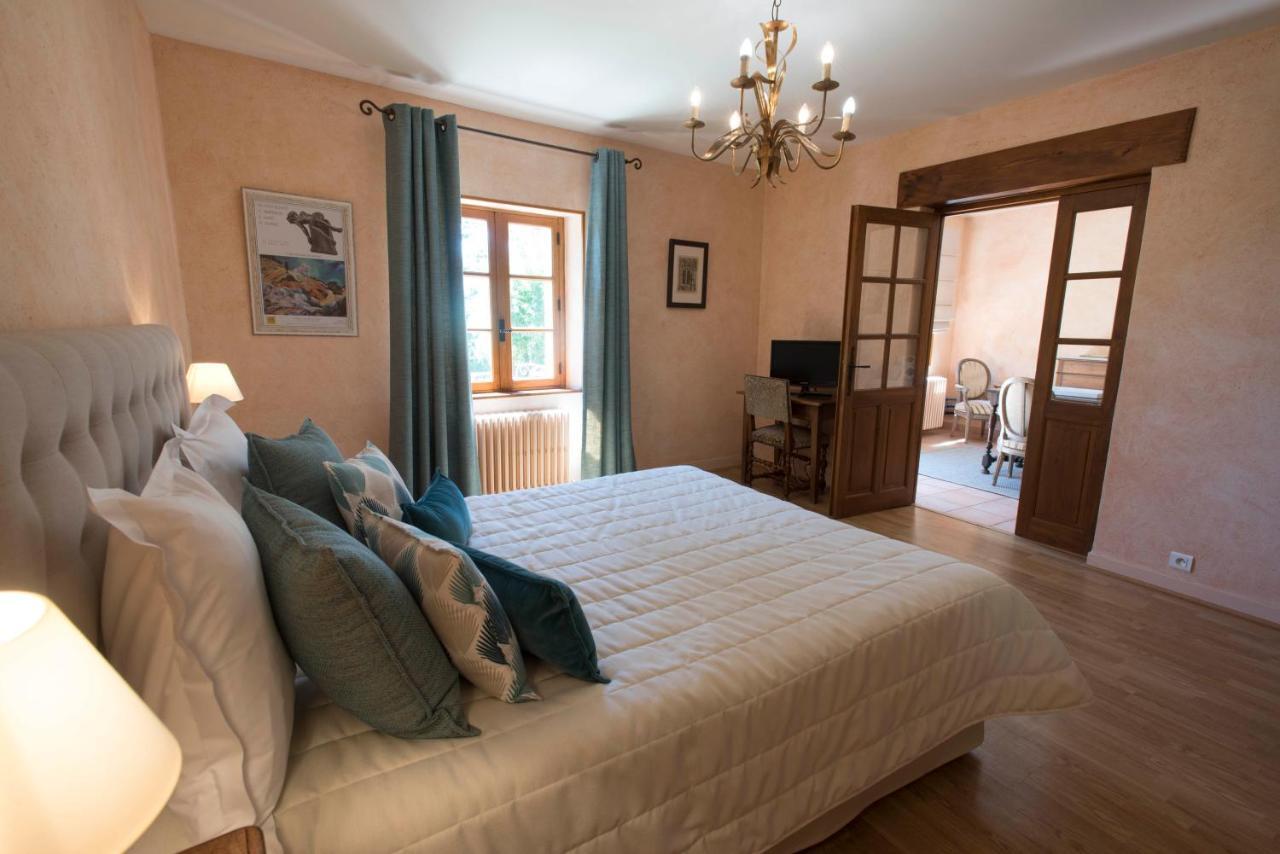 Logis Hotel Les Hospitaliers Le Poët-Laval Buitenkant foto